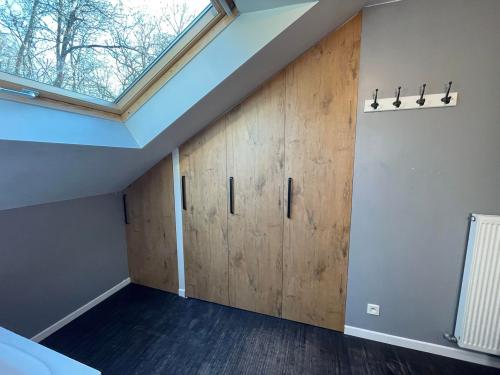 Portes de placard sur mesure réalisées à Angrie (49)